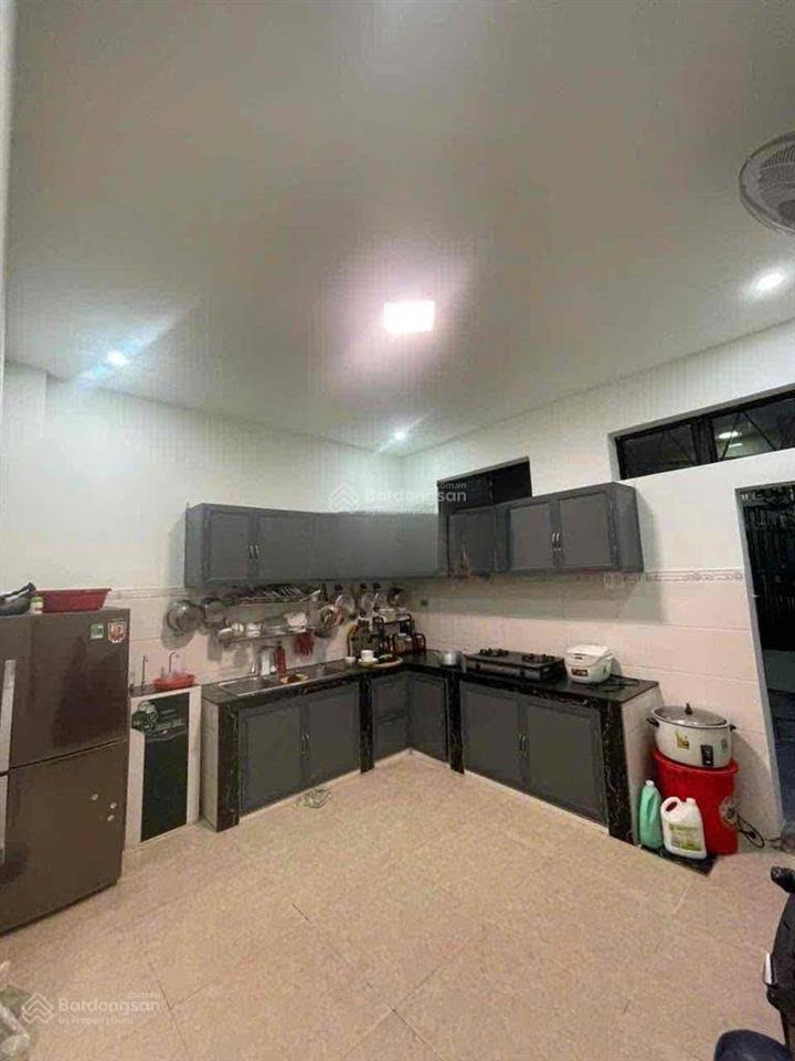 Bán nhà hẻm 6m hoàng văn thụ, phường 4, quận tân bình.  0903 070 ***