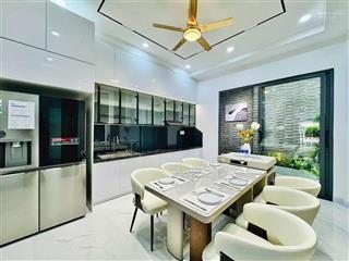 Mặt tiền kinh doanh sầm uất!!thống nhất,p.11,gò vấp.  điệp 0903 070 ***