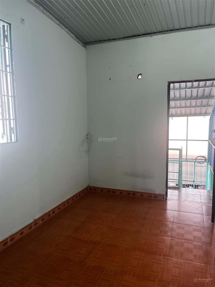 Phòng trọ có gác sạch sẽ  giá siêu hạt dẻ chỉ 1tr7/tháng tại thống nhất, gò vấp