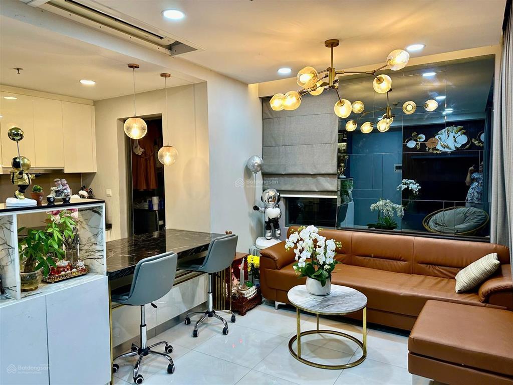Gía tốt! nhỉnh 8 tỷ cho căn hộ 2pn 74m2 tại masteri an phú, ban công 4 cánh, view quận 1
