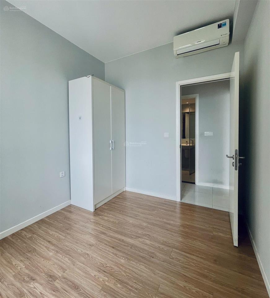 Bán căn hộ 2pn ở masteri an phú  giá 7,3 tỷ bao thuế phí, tầng thấp, view hồ bơi