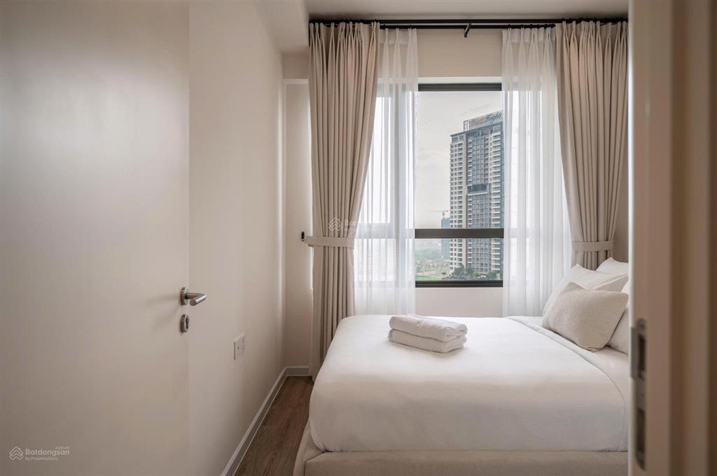 Giá chấn động! 7,750 tỷ cho căn hộ 2pn nội thất siêu đẹp tại masteri an phú, view thoáng không chắn