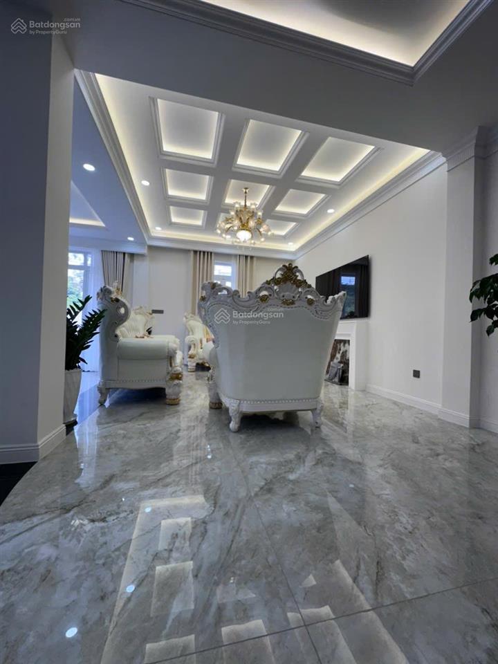 Biệt thự góc 2 mặt tiền kdc tên lửa thiết kế hiện đại đối diện cv. thang máy, gara xe  53.5 tỷ