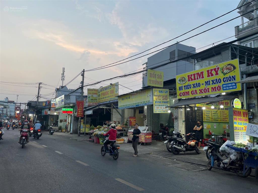 Nhà phố 3 tầng lê đình cẩn 4x9m 3 phòng ngủ 3wc có nội thất vào ở ngay chỉ 4 tỷ 05 thương lượng