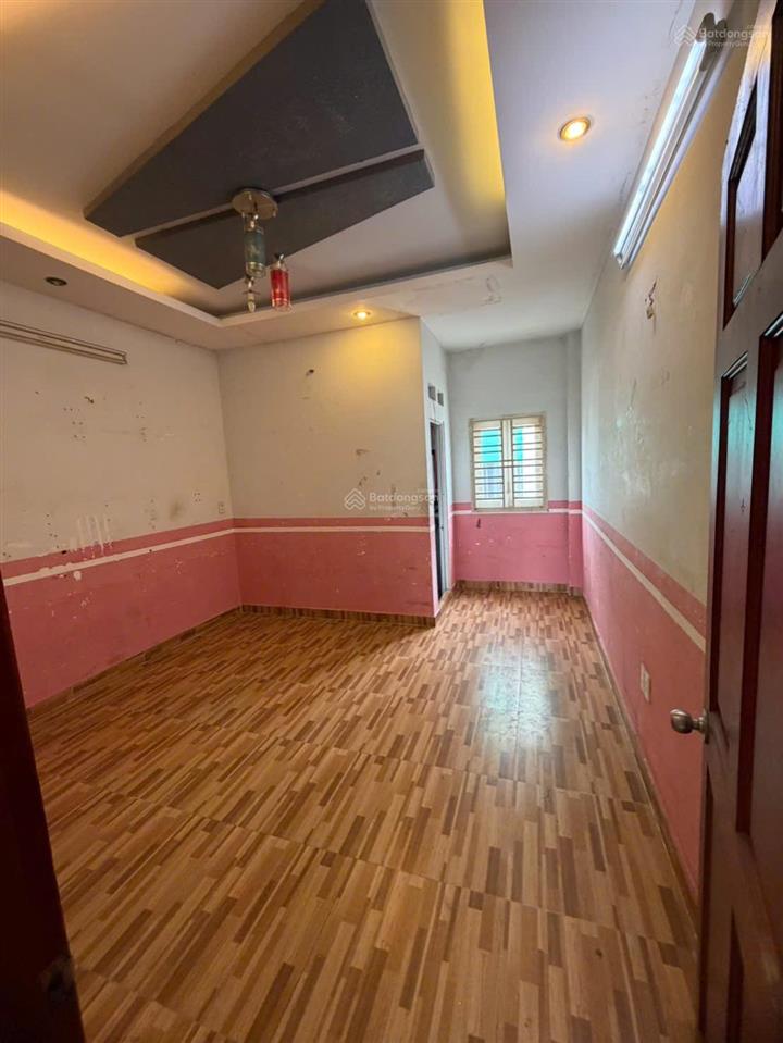 Nhà 4 tầng 4x20 hai mặt tiền trước sau đường số 8 phường bhh b giá 6.2 tỷ thương lượng