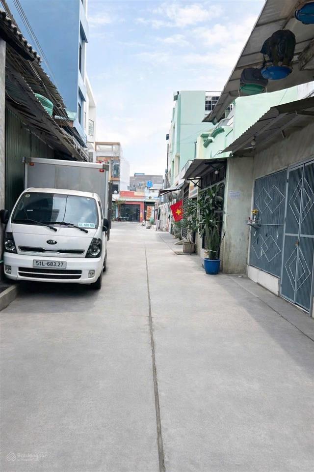 Nhà lê đình cẩn tiện xây mới 4x14m, có 6 phòng cho thuê ổn định, giá 4.58 tỷ