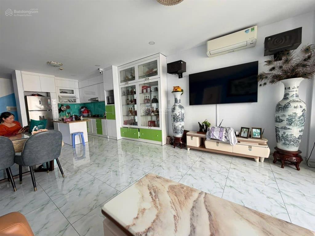 Chung cư carina plaza căn góc full nội thất 100m2  view võ văn kiệt  2 phòng ngủ chỉ 3.6 tỷ