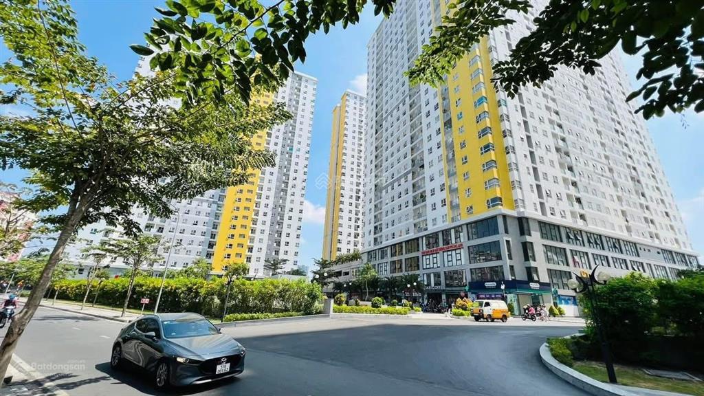 Chung cư carina plaza căn góc full nội thất 100m2  view võ văn kiệt  2 phòng ngủ chỉ 3.6 tỷ