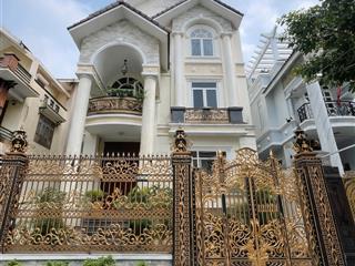 Biệt thự kdc tên lửa hầm + 3 lầu full nội thất 10x20 chỉ 34 tỷ có tl