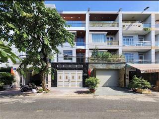 Nhà 4 tầng đối diện công viên khu ao sen tên lửa 5x20 có pn tầng trệt giá 14 tỷ 500 tl