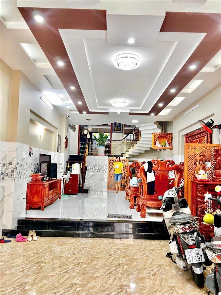 Nhà khu ao sen đối diện aeon mall 5x20  5 tầng full nội thất 16 tỷ 2 tl