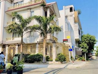 Biệt thự tên lửa góc 2 mặt tiền 9x20  4 tầng hầm xe chỉ 31 tỷ đang cho thuê 55 triệu