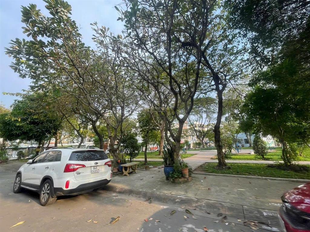 Nhà 4 tầng khu tên lửa full nội thất cạnh công viên gần aeon mall 4x20  10.9 tỷ thương lượng