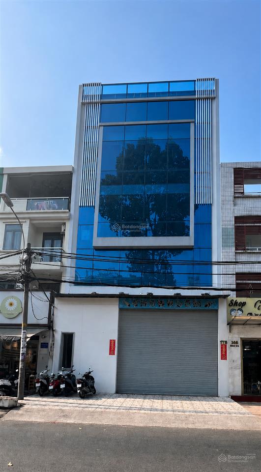 Biệt thự văn phòng 9x20 mặt tiền kinh doanh có thang máy + hầm + 5 tầng kdc tên lửa 37 tỷ tl