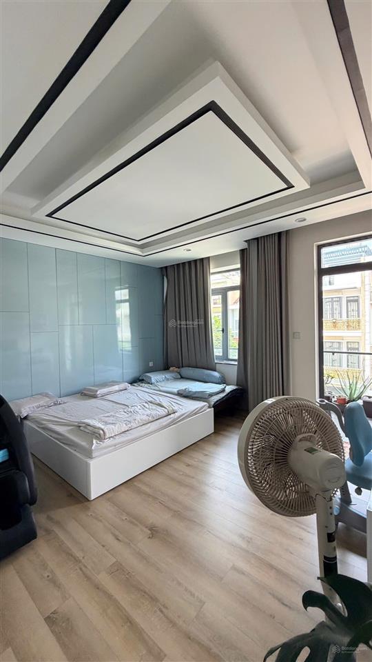 Nhà mới đẹp 5 tầng full nội thất kdc tên lửa 5x20 chỉ 15.5 tỷ đường 16m thông thoáng