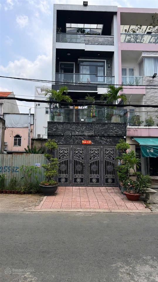 Nhà mới đẹp 5 tầng full nội thất kdc tên lửa 5x20 chỉ 15.5 tỷ đường 16m thông thoáng