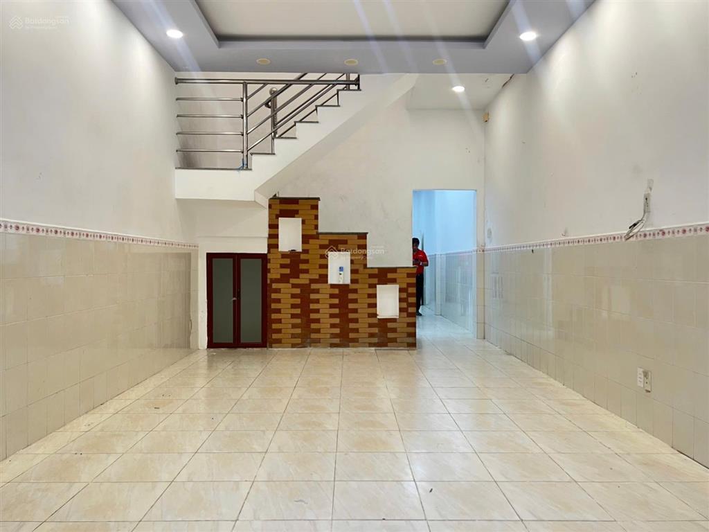 Bán đất tặng nhà mặt tiền khu tên lửa 4x18m, giá 7.6 tỷ tl