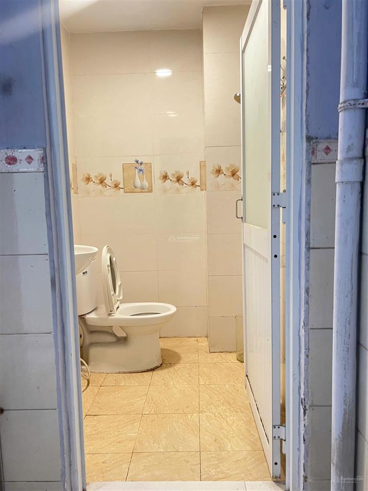 Bán đất tặng nhà mặt tiền khu tên lửa 4x18m, giá 7.6 tỷ tl