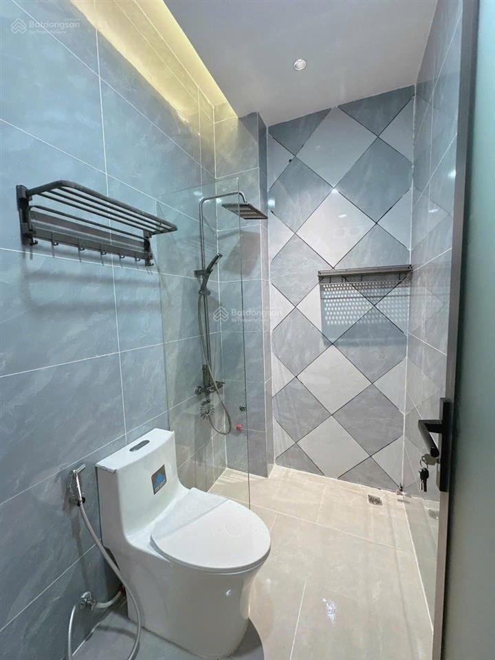 Lê đình cẩn, 4x14m, vị trí xe hơi tới nhà 3pn  3wc nhà full nội thất, 5 tỷ 380 tl