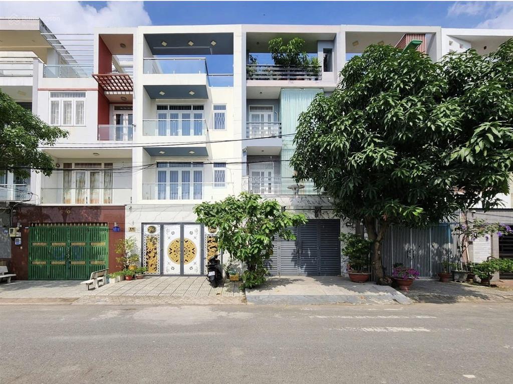 Nhà phố 5x20m khu ao sen tên lửa, 4 tầng nhà đẹp, giá 16,2 tỷ có thương lượng