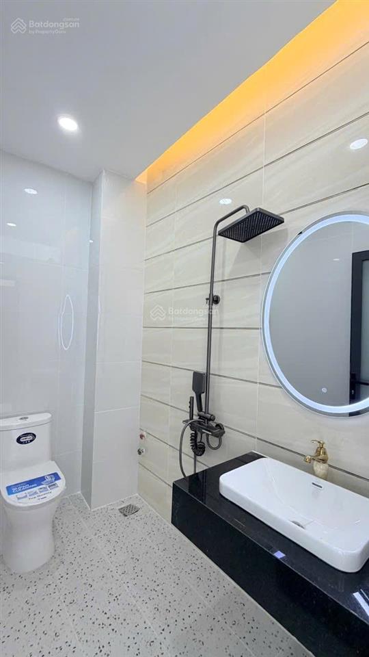 Nhà đẹp có thang máy 5x20  100m2  4 tầng chỉ 15.5 tỷ tl