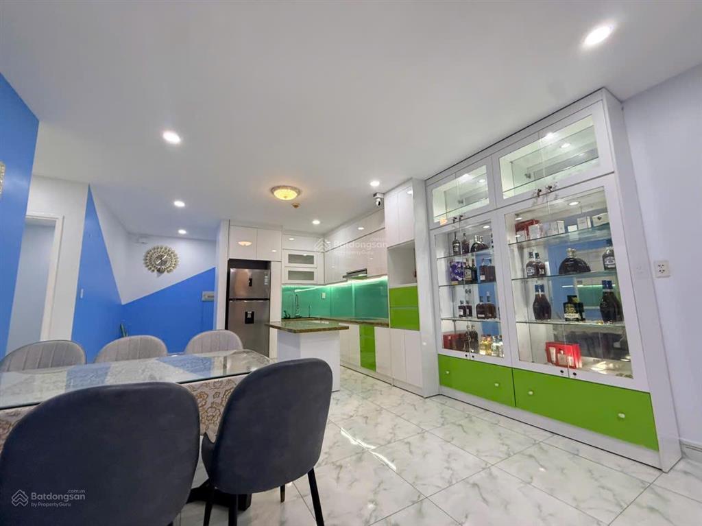 Bán chung cư carina plaza wiew võ văn kiệt căn góc đẹp  full nội thất  100m2  3.5 tỷ