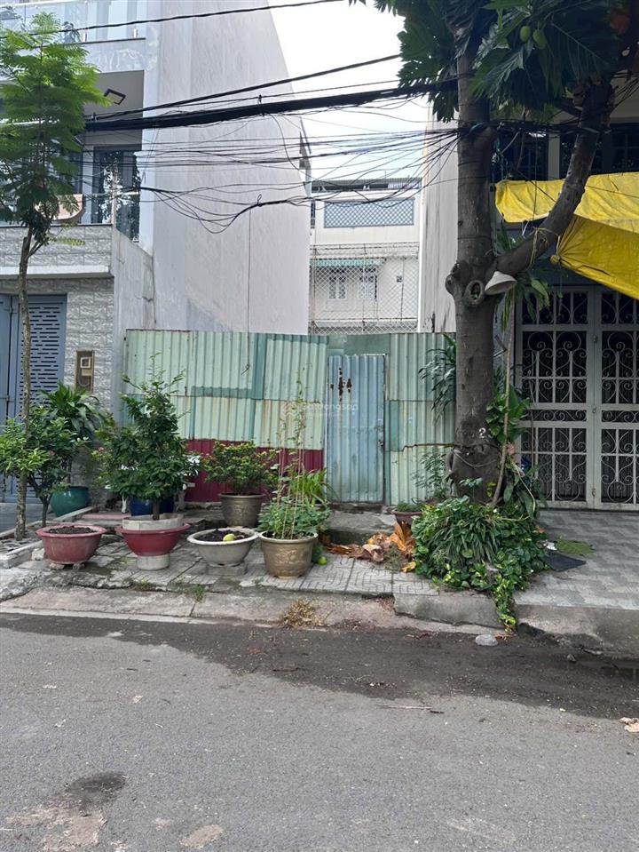 Đất khu ao sen tên lửa 5x20m  100m2. giá 11.5 tỷ. vị trí đẹp, cách aeon mall 100m.
