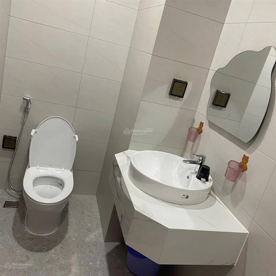 Nhà đẹp full nội thất view công viên 4.5x20 khu tên lửa cạnh aeon giá 13.8 tỷ thương lượng