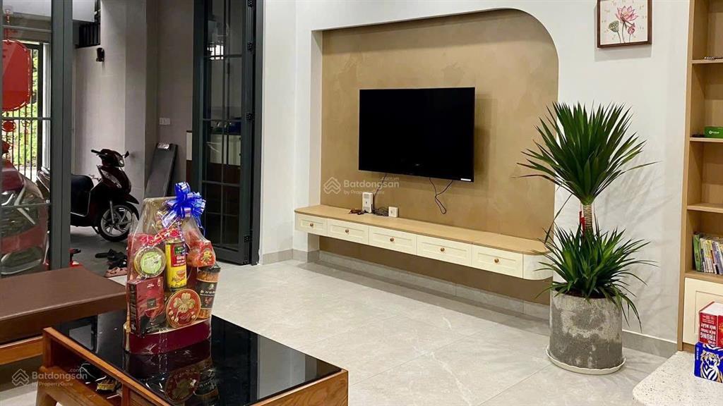 Nhà đẹp full nội thất view công viên 4.5x20 khu tên lửa cạnh aeon giá 13.8 tỷ thương lượng