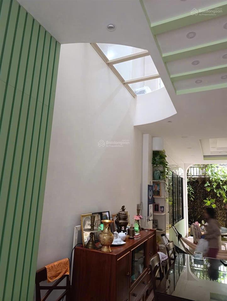 Nhà phố trung tâm khu tên lửa 95m2 ngang 5m  4 tầng kiên cố giá chỉ 11 tỷ 970 triệu thương lượng