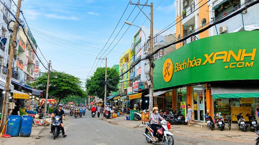 Nhà phố 6x20 full nội thất 4 tầng 5pn  giá 37 triệu