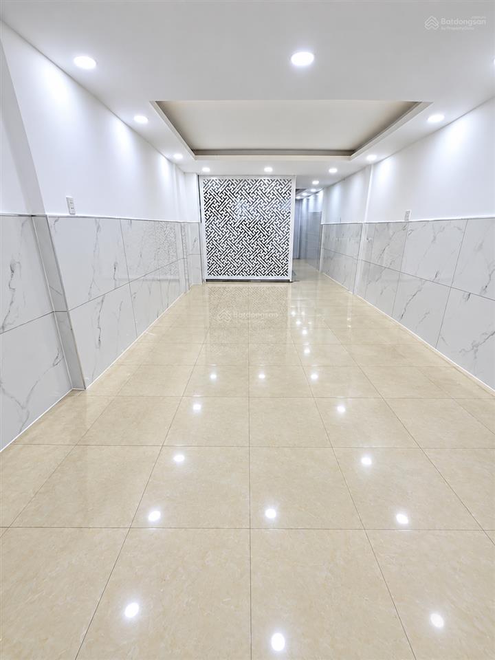 Cho thuê nhà mới  mtkd phan xích long 4.5x15m  nhà 4 tầng 4 phòng  giá 25 triệu/tháng