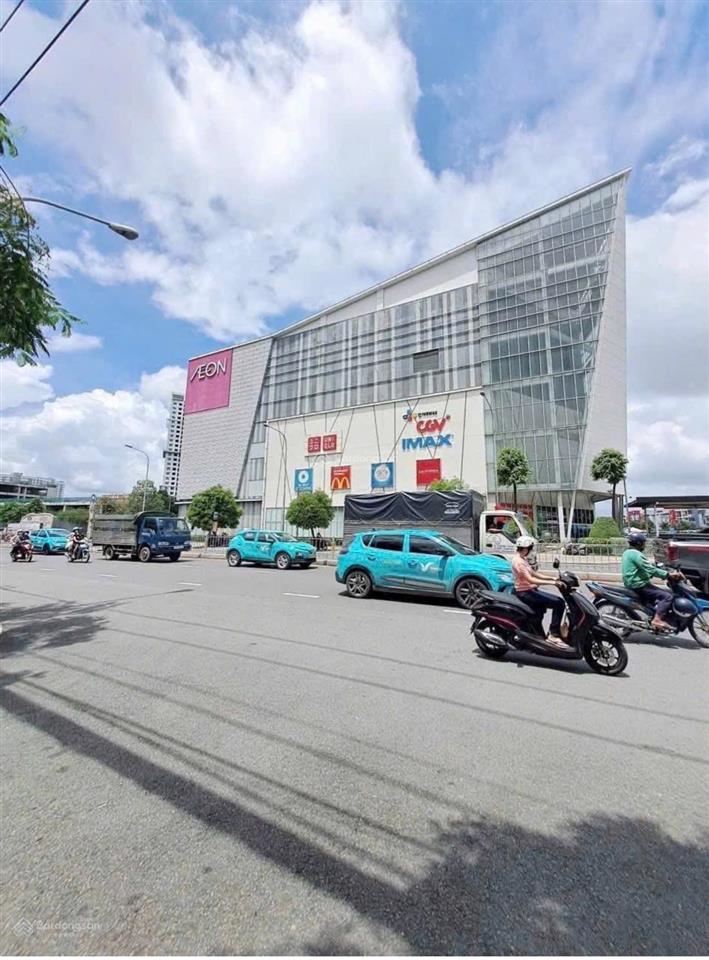 Biệt thự ao sen tên lửa 20x20  4 tầng bề thế wiew công viên  gần aeon mall  giá 56 tỷ tl