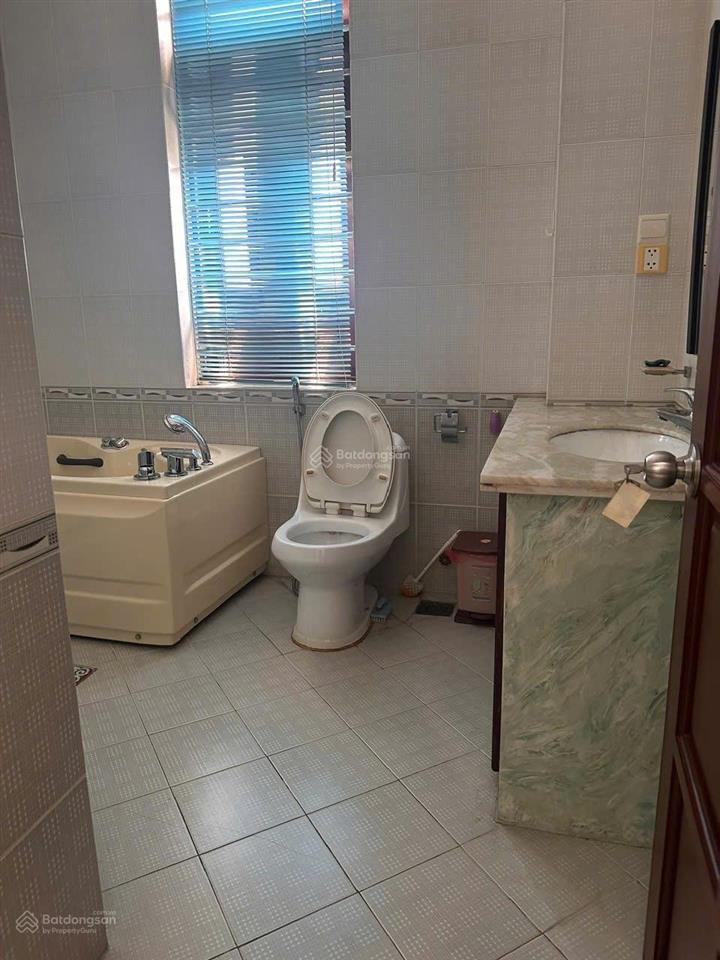 Biệt thự sân vườn đối diện công viên khu ao sen tên lửa [11x20m] 4 tầng full nội thất 32 tỷ