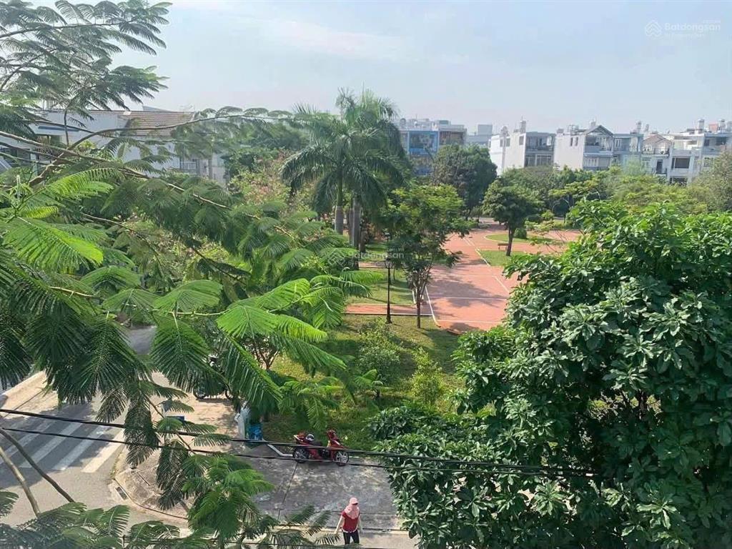 Siêu phẩm biệt thự góc gần aeon 205m2  5 tầng có thang máy  full nội thất  29 tỷ tl mạnh