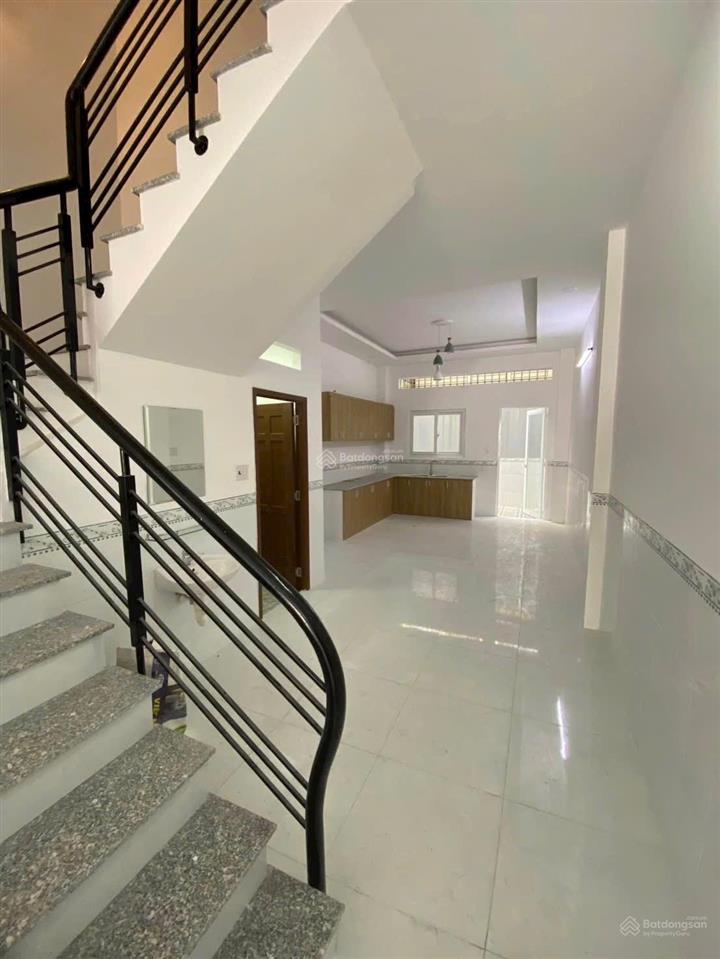 Nhà phố 4x22.5m xây 4 tầng khu tên lửa gần aeon cần bán gấp  9.9 tỷ thương lượng