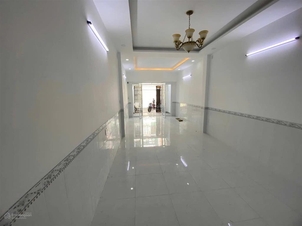 Nhà phố 4x22.5m xây 4 tầng khu tên lửa gần aeon cần bán gấp  9.9 tỷ thương lượng