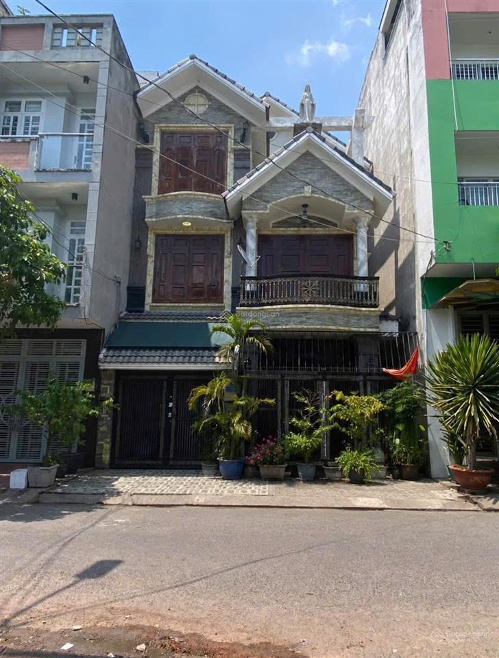 Biệt thự mới 8x13m  trệt 3 lầu mặt tiền khu tên lửa  giá 12.5 tỷ