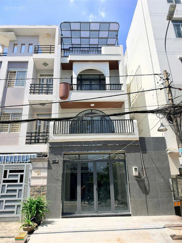Nhà mới 4 tầng khu tên lửa 5 x 20m  có thang máy 450kg giá 14 tỷ tl 