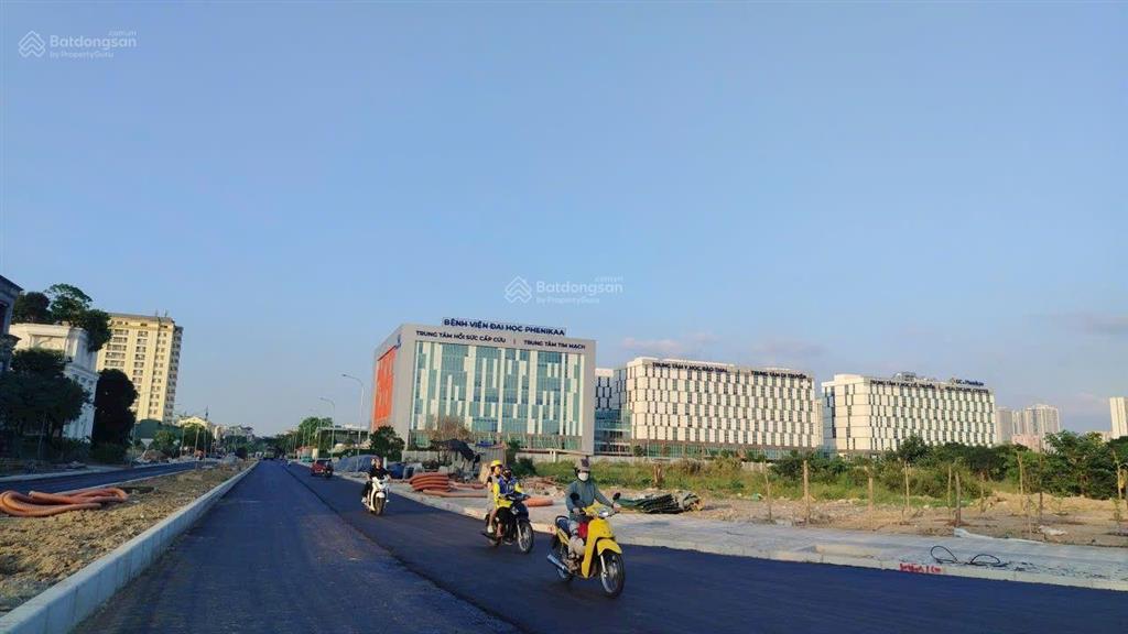 Ccmn trịnh văn bô 9 tầng có hầm 15 phòng full đồ dòng tiền ổn định. vị trí đẹp, ô tô