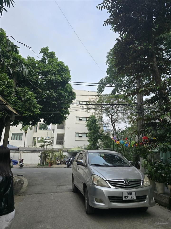 Nhỉnh 21 tỷ mỹ đình ô tô vỉa hè nhà đẹp. hiếm của khu vực. 55m2 5t sẵn ở, kinh doanh. e nga để