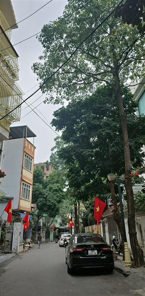 Phố nguyễn hoàng  mỹ đình  khu liền kề nhà ở thấp tầng  nhà mới tinh chưa sử dụng bàn giao thô