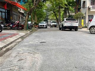 Siêu phẩm hồ tùng mậu thang máy phân lô ô tô tránh
diện tích 70m x 6 tầng
mặt tiền 6m