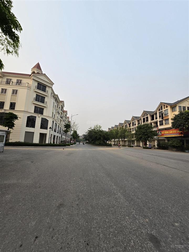 Lô góc 3 mặt tiền đường 30m cơ hội kinh doanh đỉnh cao. diện tích 63m 3 mặt tiền cực t