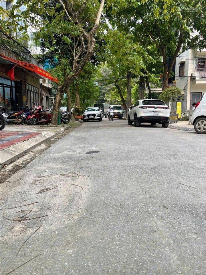 Siêu phẩm hồ tùng mậu thang máy ô tô tránh giá nhỉnh 19 tỷ
70m x 6 tầng mt 6m
ngay hoàng quố