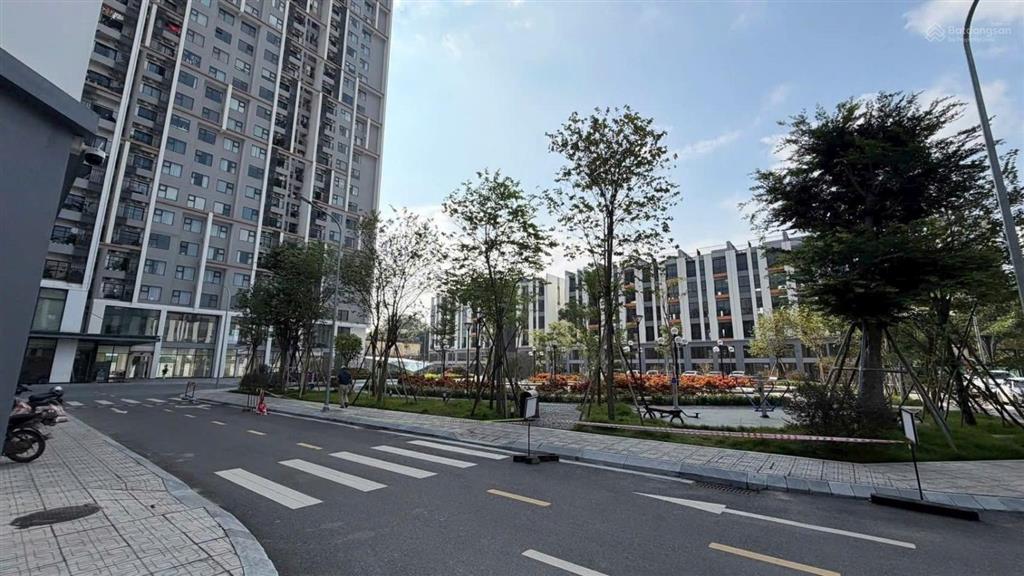 Liền kề nguyễn văn giáp hàm nghi trung tâm mỹ đình
108m 6 tầng mt 7m ô tô tránh vỉa hè
