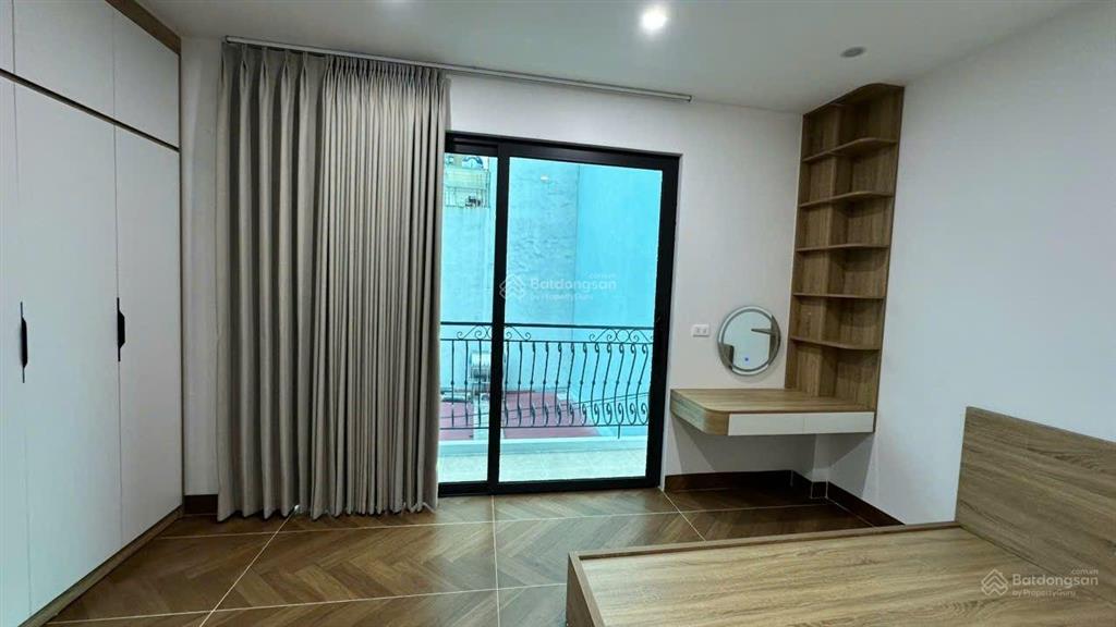 Giảm mạnh 1 tỷ chỉ còn hơn 17 tỷ sở hữu ngay nhà 7 tầng dòng tiền 60tr/tháng. diện tích 60m