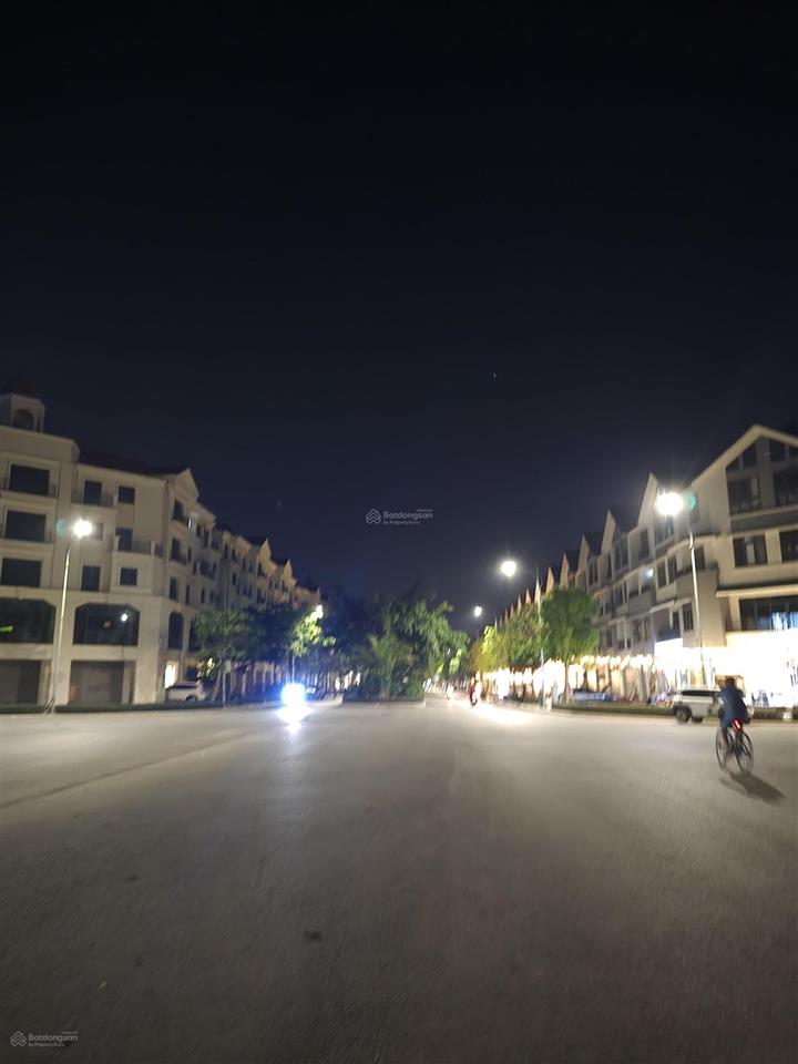 Jadelake lô góc 3 mặt thoáng hiếm có 170m 8 tầng hầm
một trong những tài sản đẹp nhất khu vực