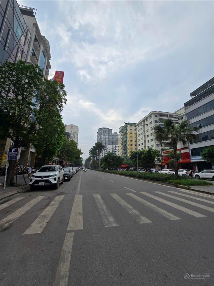 Mặt phố đồng me gpxd 10 tầng + hầm tiềm năng khai thác cao mặt phố đồng me, đường rộng 60m,