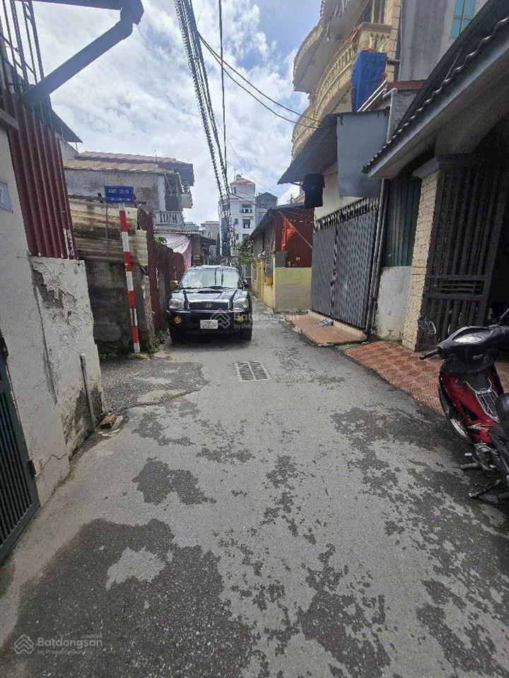 Nhà phương canh 71m 10,5 tỷ ô tô 7 chỗ qua nhà
dt 71m, ngõ thông thoáng, ô tô 7 chỗ qua nhà